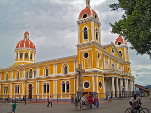 800px-Catedral_de_Granada,_Nicaragua